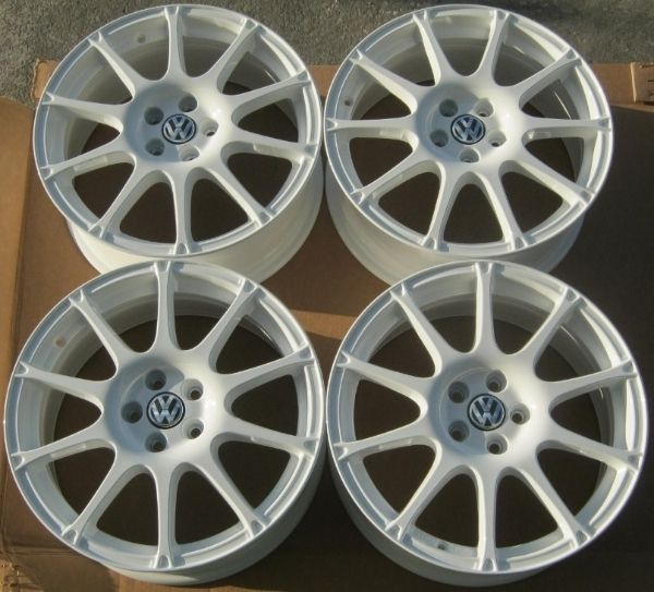 SET OF FOUR GENUINE VW POLO 17” WHITE MOTORSPORT GTR24 ALLOY WHEELS