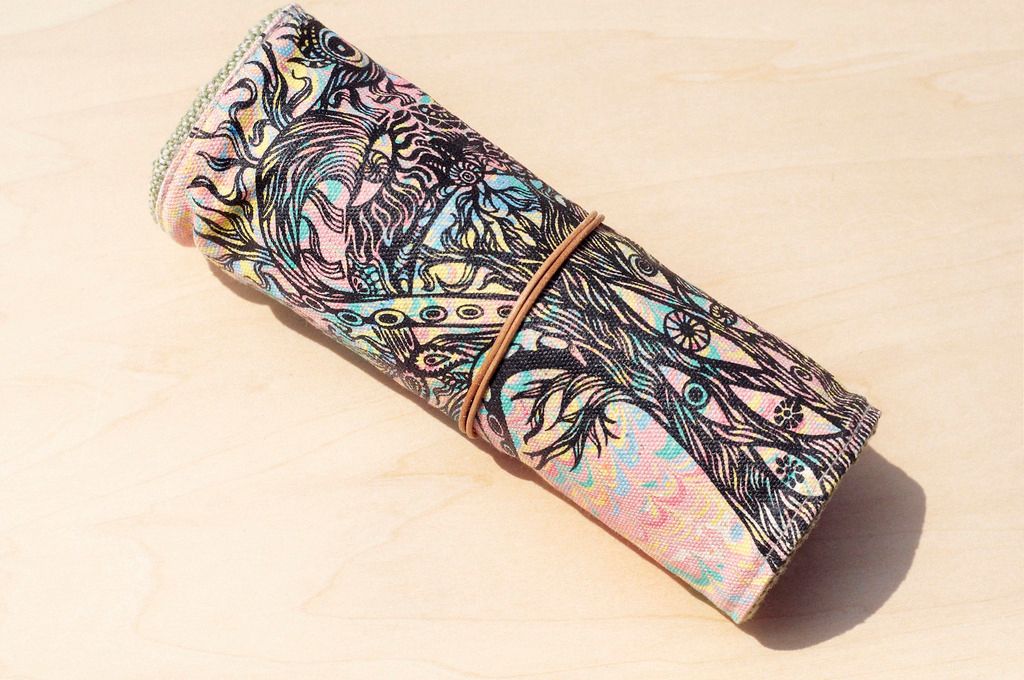 Valentine's Day Gift/Hand Scroll/Spring Roll Pencil Case-Water Color House of Pens (Thailand Crazy Tree) - Pencil Cases - Other Materials Multicolor