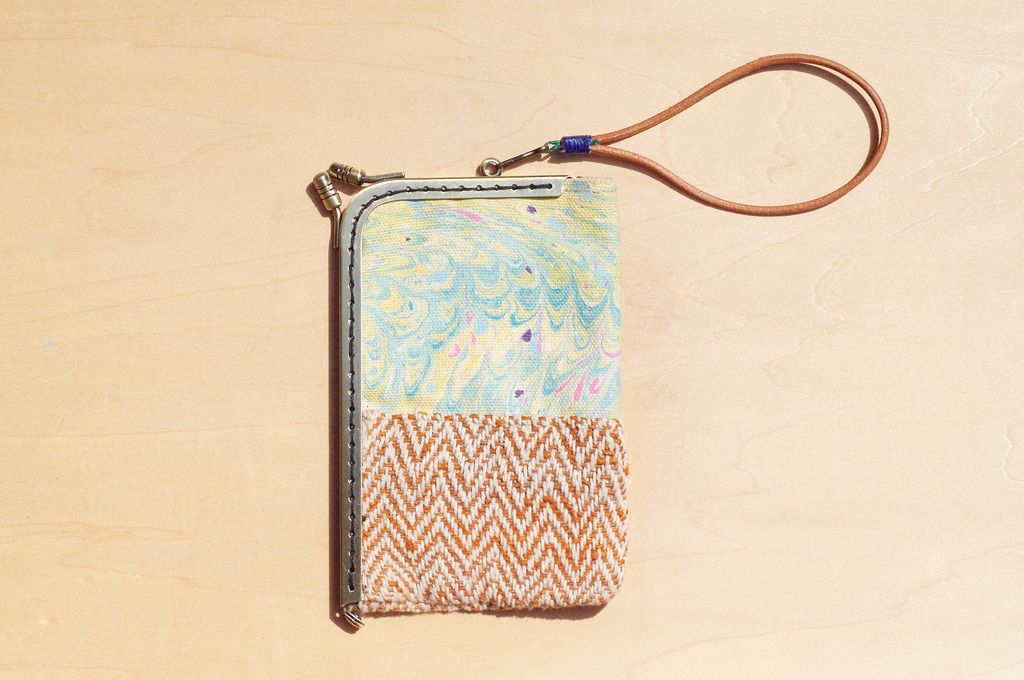 Patchwork mobile phone bag mobile phone case coin purse leisure card case gold package gold phone case-pink rendering - Coin Purses - Cotton & Hemp