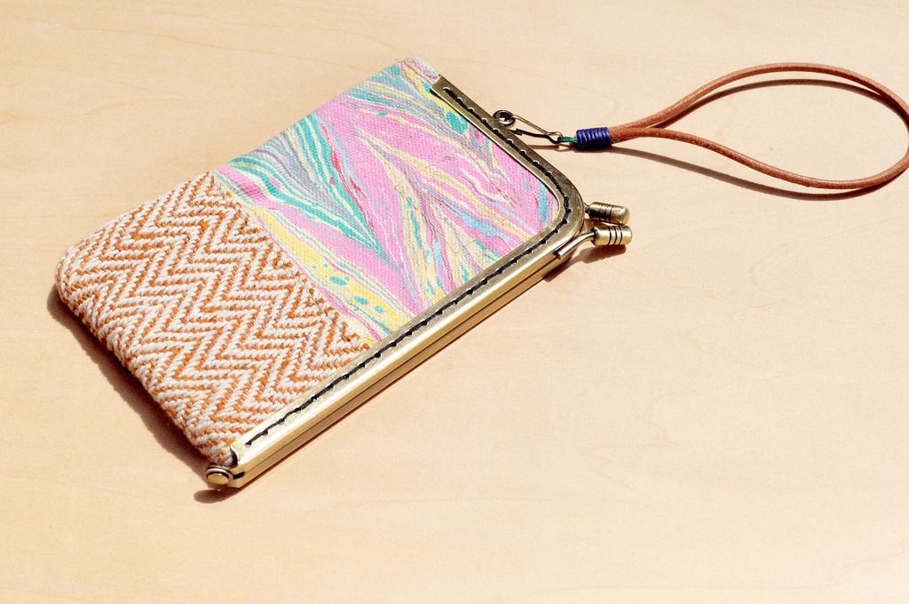 Patchwork mobile phone bag mobile phone case coin purse leisure card case gold package gold phone case-pink rendering - Coin Purses - Cotton & Hemp